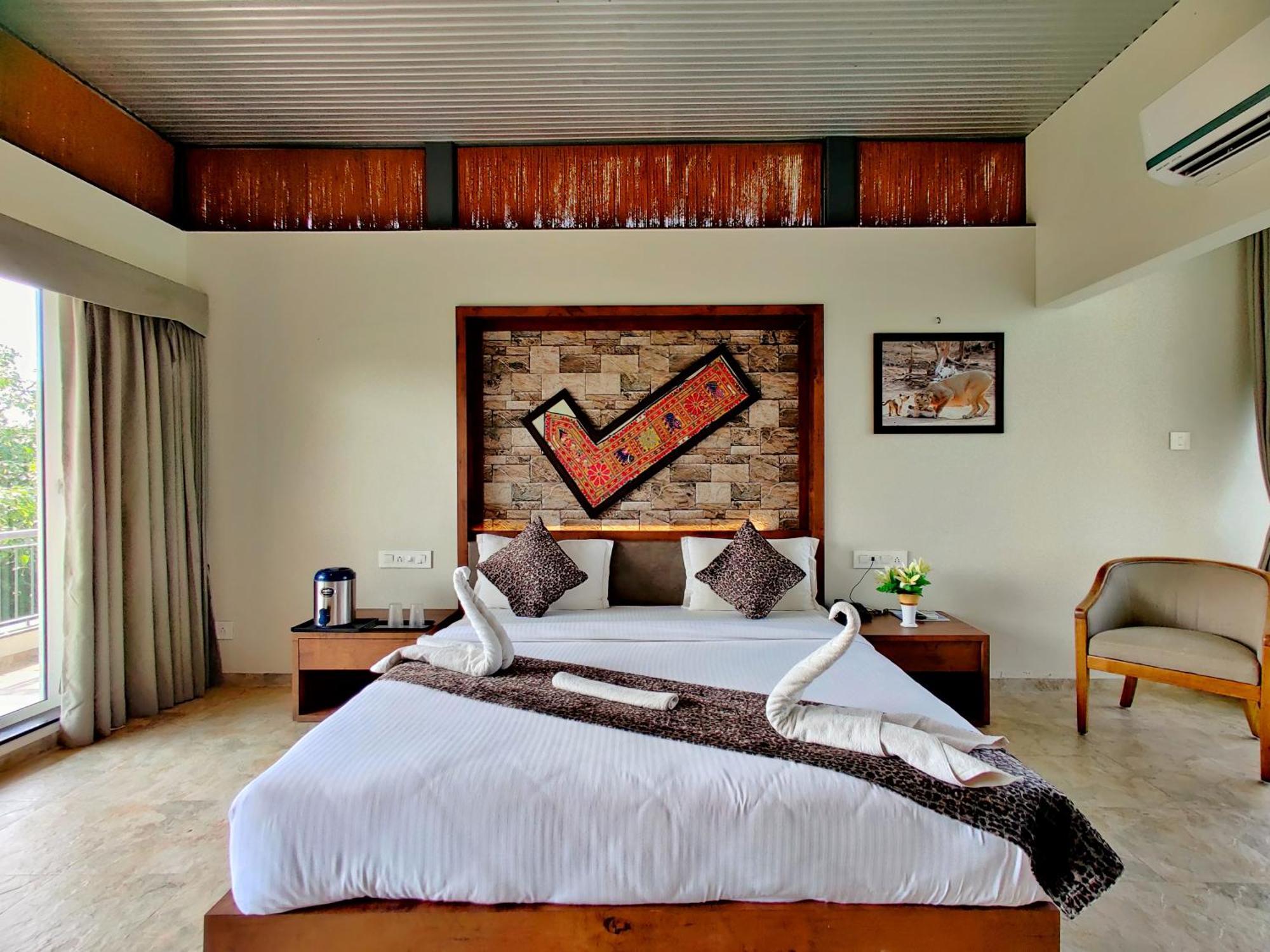 Lion Signature Family Resort Sasan Gir Ngoại thất bức ảnh